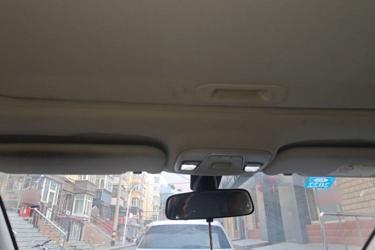 Used Geely Auto Vision 2019 Upgraded Model 1.5L Manual "Million Happiness" Edition China V Standard Headliner