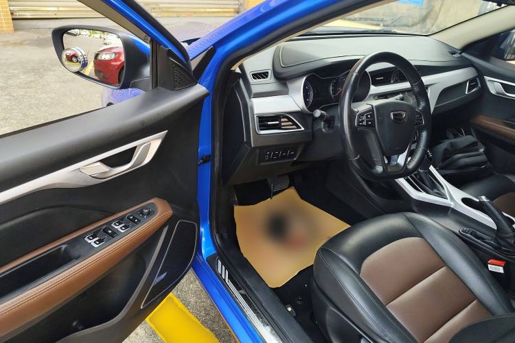 Used Geely Auto Vision 2019 Upgraded Model 1.5L CVT Prestige Version China VI Standard Interior 3