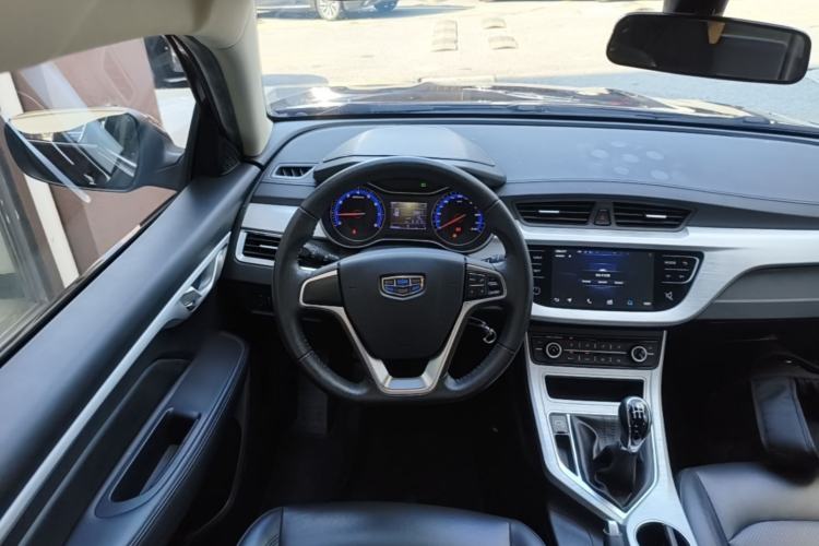 Used Geely Auto Vision 2019 Upgraded Model 1.5L Manual Luxury Version China VI Standard Steering Wheel