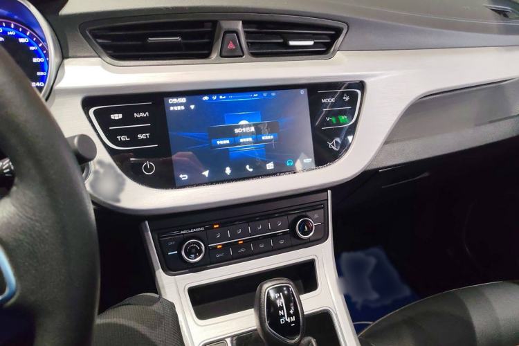 Used Geely Auto Vision 2019 Upgraded Model 1.5L CVT Luxury Version China VI Standard Audio And AC Panel