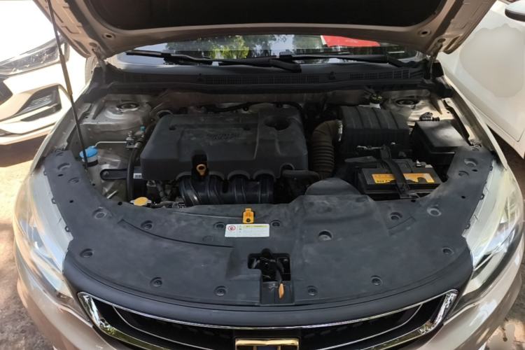 Used Geely Auto Vision 2019 Upgraded Model 1.5L CVT Prestige Version China VI Standard Engine Bay
