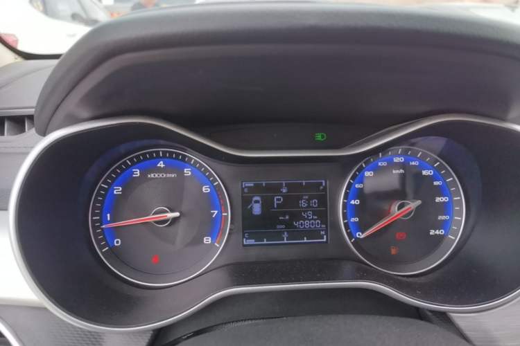 Used Geely Auto Vision 2019 Upgraded Model 1.5L Automatic Luxury Version China V Standard Instrument Cluster