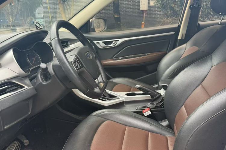 Used Geely Auto Vision 2019 Upgraded Model 1.5L Automatic Luxury Version China V Standard Interior 2