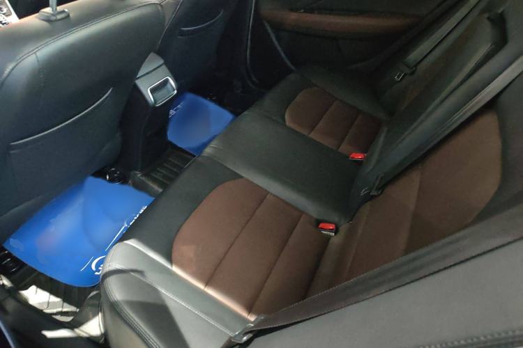 Used Geely Auto Vision 2019 Upgraded Model 1.5L CVT Luxury Version China VI Standard Interior 4