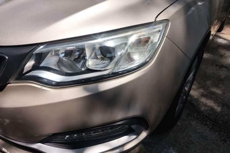 Used Geely Auto Vision 2019 Upgraded Model 1.5L CVT Prestige Version China VI Standard Left Front Headlight