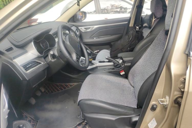 Used Geely Auto Vision 2019 Upgraded Model 1.5L Manual Luxury Version China V Standard Left Front Seat