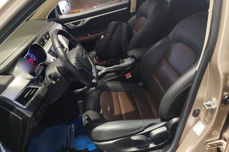 Used Geely Auto Vision 2019 Upgraded Model 1.5L CVT Luxury Version China VI Standard Left Front Seat