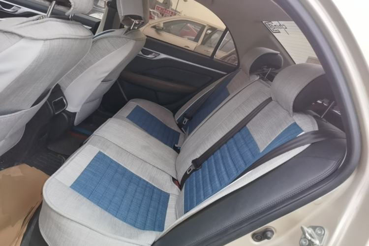 Used Geely Auto Vision 2019 Upgraded Model 1.5L Automatic Luxury Version China V Standard Left Rear Seat