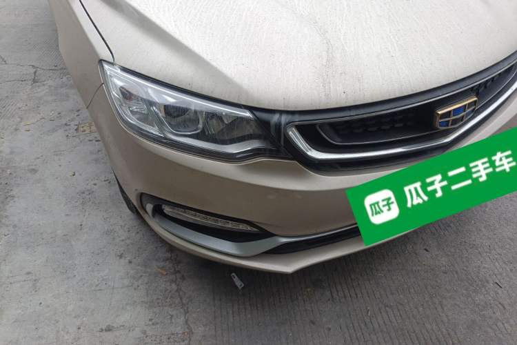 Used Geely Auto Vision 2019 Upgraded Model 1.5L Manual Luxury Version China VI Standard Right Front Headlight