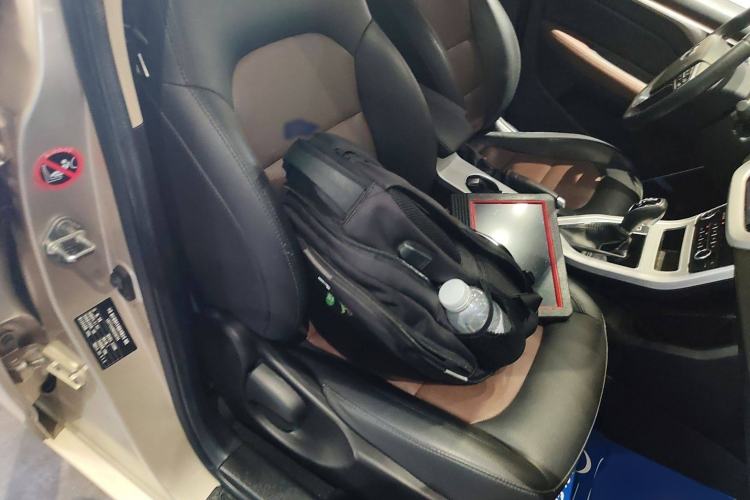 Used Geely Auto Vision 2019 Upgraded Model 1.5L CVT Luxury Version China VI Standard Right Front Seat