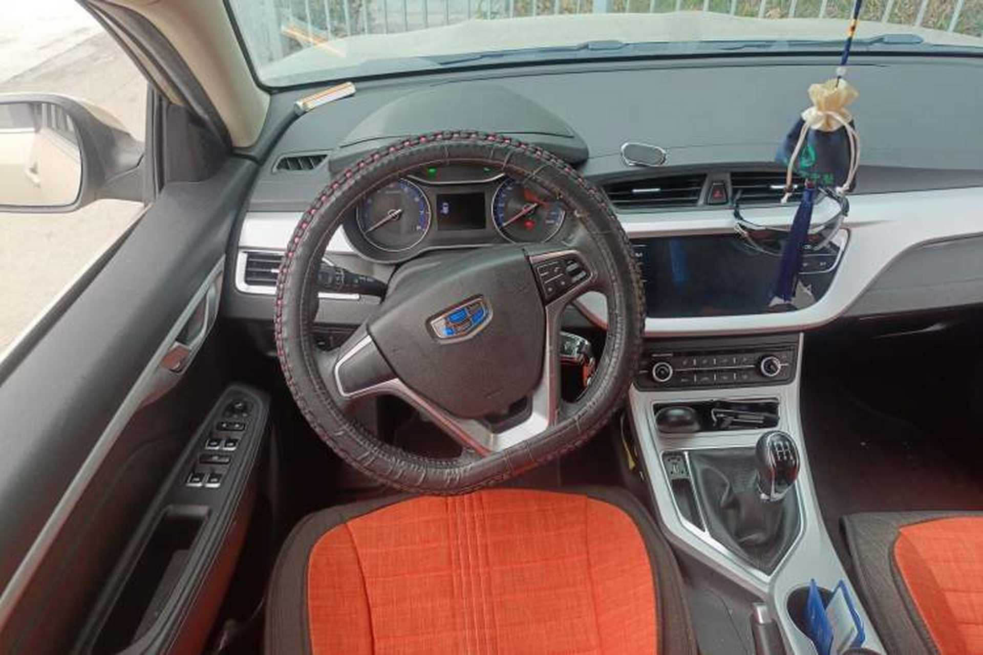 Used Geely Auto Vision 2019 Upgraded Model 1.5L Manual Luxury Version China VI Standard Steering Wheel