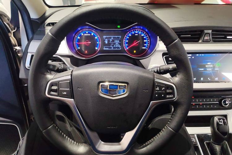 Used Geely Auto Vision 2019 Upgraded Model 1.5L CVT Luxury Version China VI Standard Steering Wheel