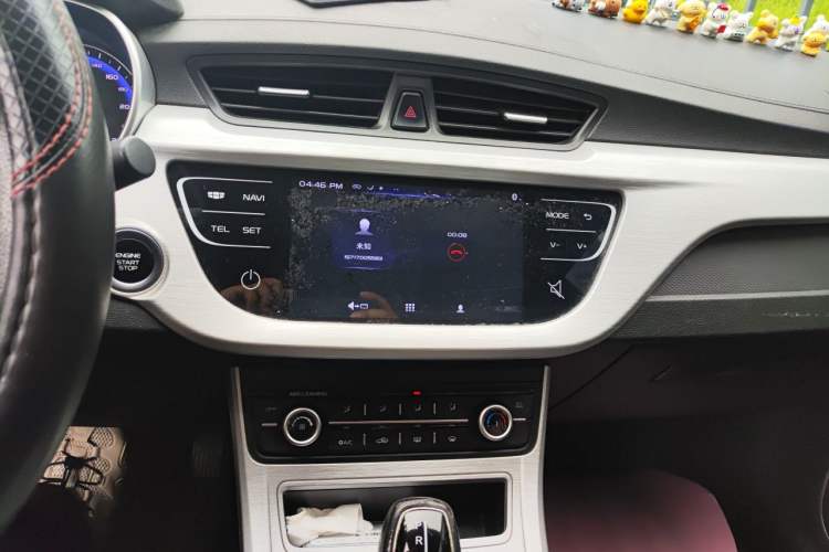 Used Geely Auto Vision 2019 Upgraded Model 1.5L CVT Luxury Version China VI Standard Audio And AC Panel