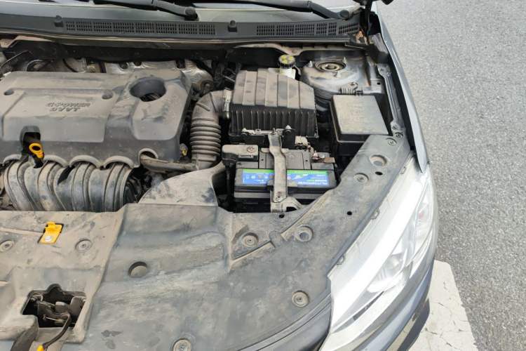 Used Geely Auto Vision 2019 Upgraded Model 1.5L CVT Luxury Version China VI Standard Engine Bay Left