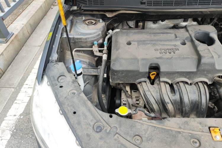 Used Geely Auto Vision 2019 Upgraded Model 1.5L CVT Luxury Version China VI Standard Engine Bay Right