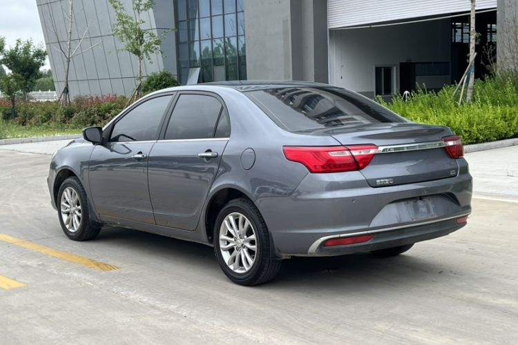 Used Geely Auto Vision 2019 Upgraded Model 1.5L Manual Luxury Version China V Standard Exterior 5
