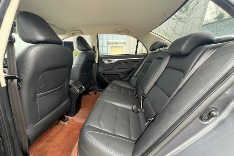 Used Geely Auto Vision 2019 Upgraded Model 1.5L Manual Luxury Version China V Standard Interior 2