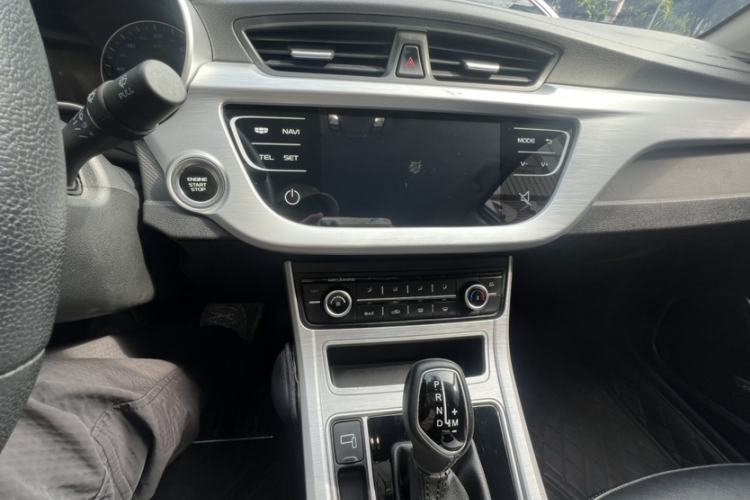 Used Geely Auto Vision 2019 Upgraded Model 1.5L CVT Luxury Version China VI Standard Interior 2