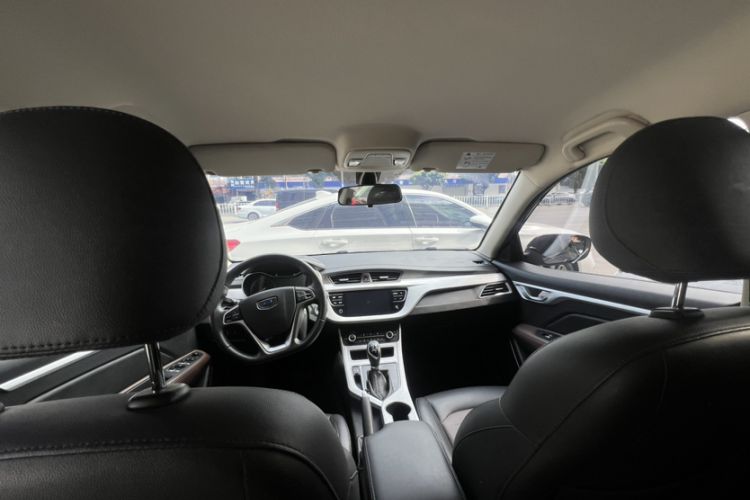 Used Geely Auto Vision 2019 Upgraded Model 1.5L CVT Luxury Version China VI Standard Interior 7