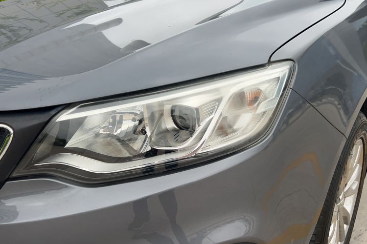 Used Geely Auto Vision 2019 Upgraded Model 1.5L Manual Luxury Version China V Standard Left Front Headlight