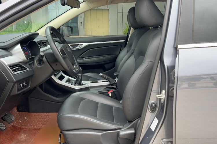 Used Geely Auto Vision 2019 Upgraded Model 1.5L Manual Luxury Version China V Standard Left Front Seat