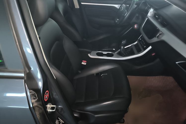 Used Geely Auto Vision 2019 Upgraded Model 1.5L Manual Luxury Version China V Standard Right Front Seat