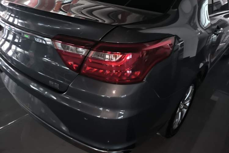 Used Geely Auto Vision 2019 Upgraded Model 1.5L Manual Luxury Version China V Standard Right Rear Taillight