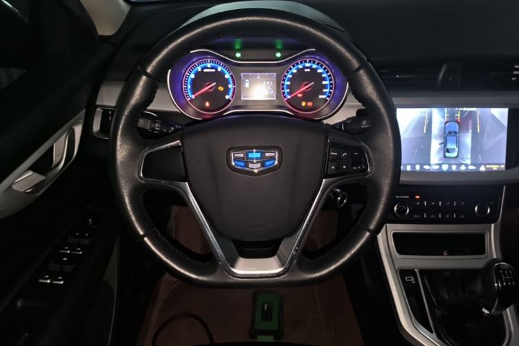 Used Geely Auto Vision 2019 Upgraded Model 1.5L Manual Luxury Version China V Standard Steering Wheel