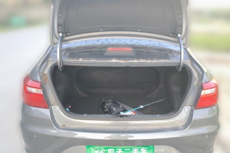 Used Geely Auto Vision 2019 Upgraded Model 1.5L Manual Luxury Version China VI Standard Trunk