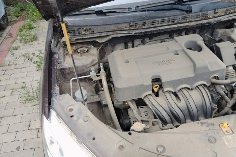 Used Geely Auto Vision 2019 Upgraded Model 1.5L Manual Luxury Version China VI Standard Engine Bay Right