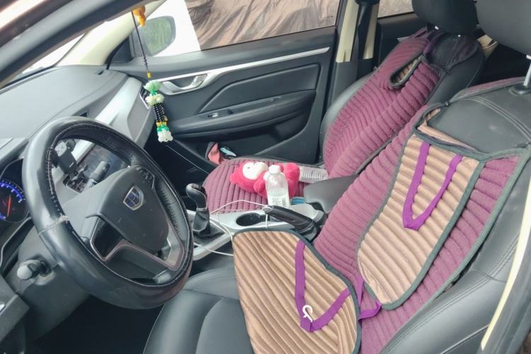 Used Geely Auto Vision 2019 Upgraded Model 1.5L Manual Luxury Version China VI Standard Left Front Seat