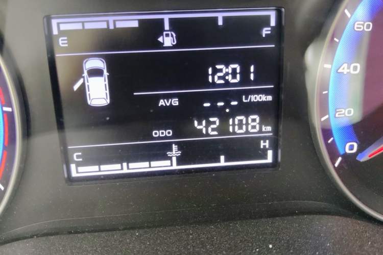 Used Geely Auto Vision 2019 Upgraded Model 1.5L Manual Luxury Version China VI Standard Odometer Close Up