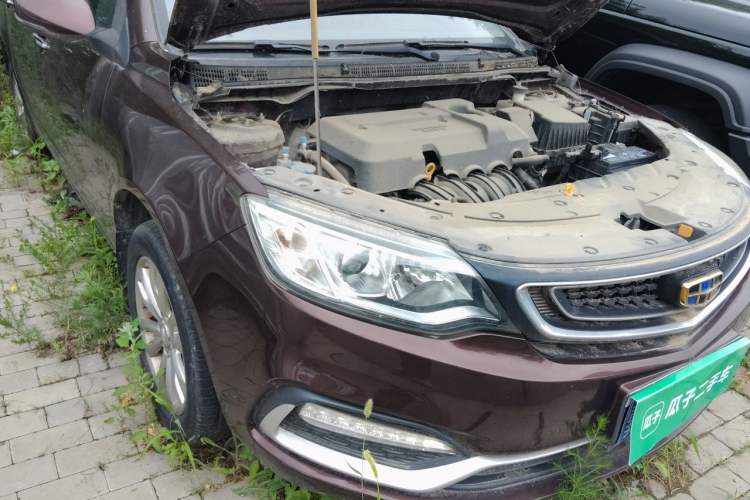 Used Geely Auto Vision 2019 Upgraded Model 1.5L Manual Luxury Version China VI Standard Right Front Headlight