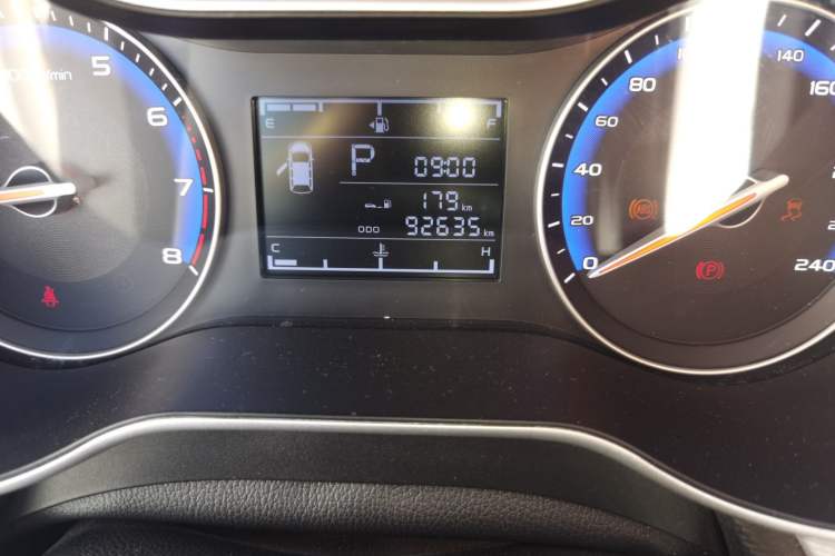 Used Geely Auto Vision 2019 Upgraded Model 1.5L CVT Luxury Version China VI Standard Odometer Close Up