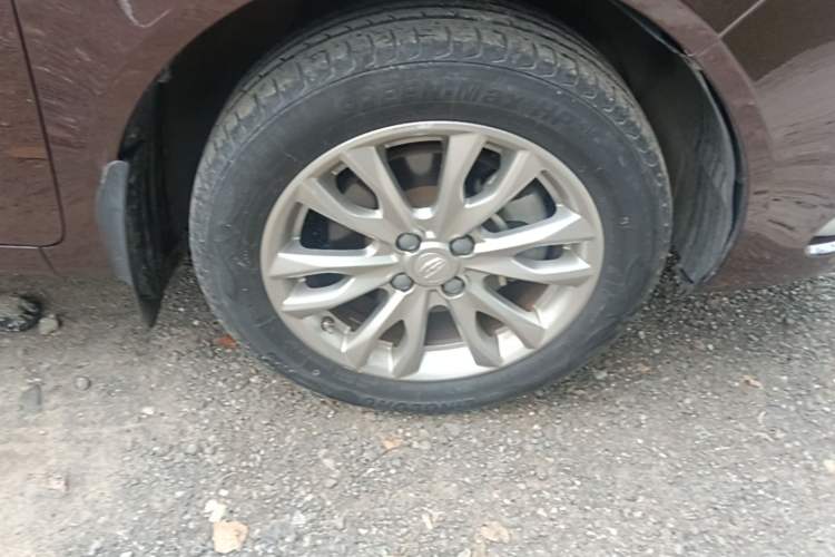 Used Geely Auto Vision 2019 Upgraded Model 1.5L Automatic Luxury Version China V Standard Right Front Wheel Hub
