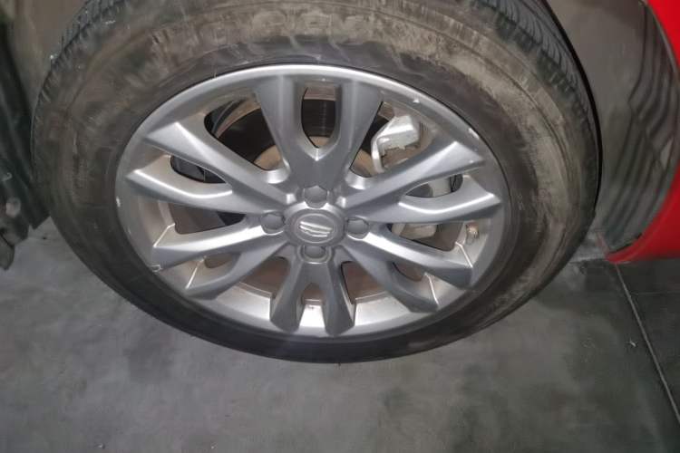 Used Geely Auto Vision 2019 Upgraded Model 1.5L CVT Prestige Version China VI Standard Right Front Wheel Hub
