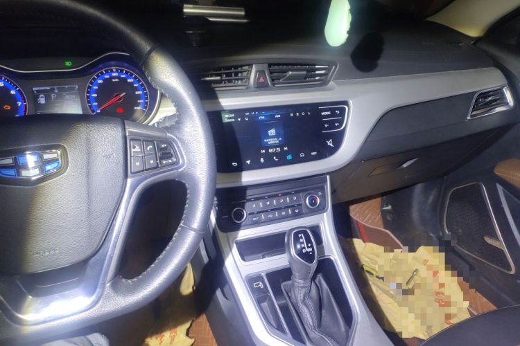 Used Geely Auto Vision 2019 Upgraded Model 1.5L CVT Luxury Version China VI Standard Audio And AC Panel