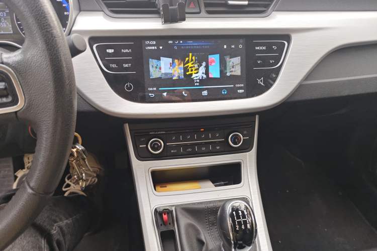 Used Geely Auto Vision 2019 Upgraded Model 1.5L Manual Luxury Version China VI Standard Audio And AC Panel