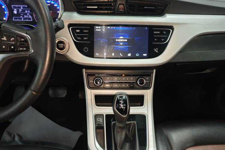 Used Geely Auto Vision 2019 Upgraded Model 1.5L CVT Prestige Version China VI Standard Audio And AC Panel
