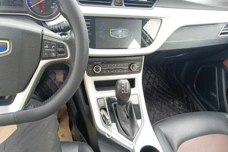 Used Geely Auto Vision 2019 Upgraded Model 1.5L CVT Prestige Version China VI Standard Audio And AC Panel