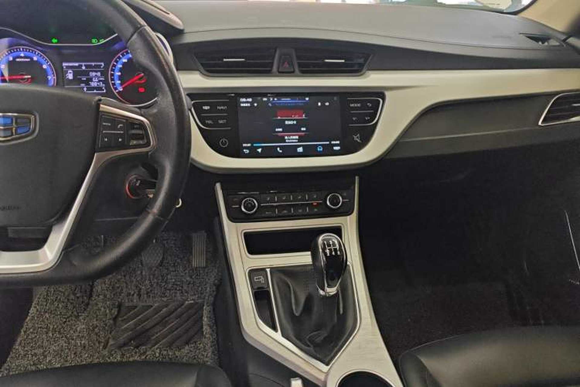 Used Geely Auto Vision 2019 Upgraded Model 1.5L Manual Luxury Version China VI Standard Audio And AC Panel