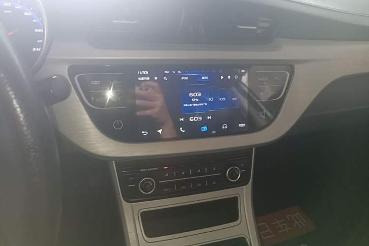 Used Geely Auto Vision 2019 Upgraded Model 1.5L Manual Luxury Version China VI Standard Audio And AC Panel