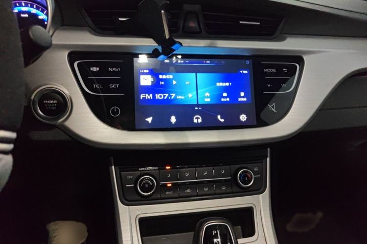Used Geely Auto Vision 2019 Upgraded Model 1.5L CVT Prestige Version China VI Standard Audio And AC Panel