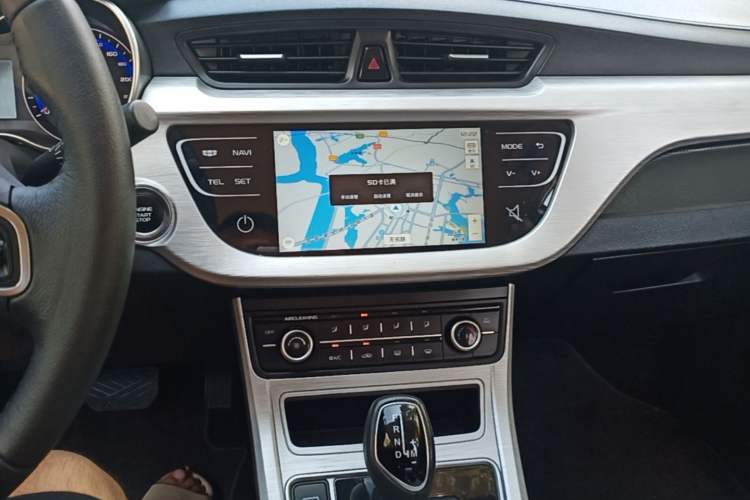 Used Geely Auto Vision 2019 Upgraded Model 1.5L CVT Luxury Version China VI Standard Audio And AC Panel