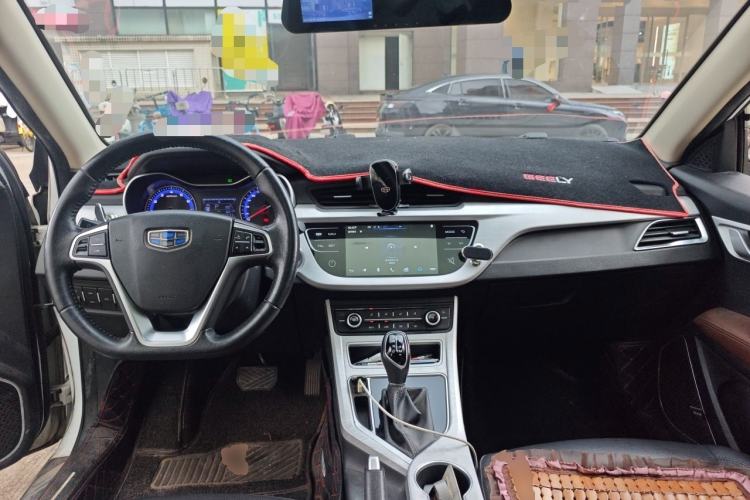 Used Geely Auto Vision 2019 Upgraded Model 1.5L CVT Prestige Version China VI Standard Center Console
