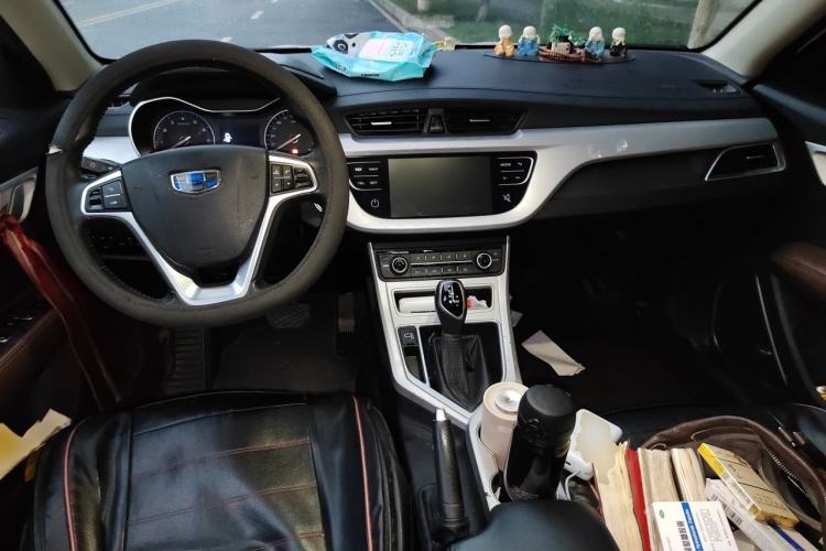 Used Geely Auto Vision 2019 Upgraded Model 1.5L CVT Prestige Version China VI Standard Center Console
