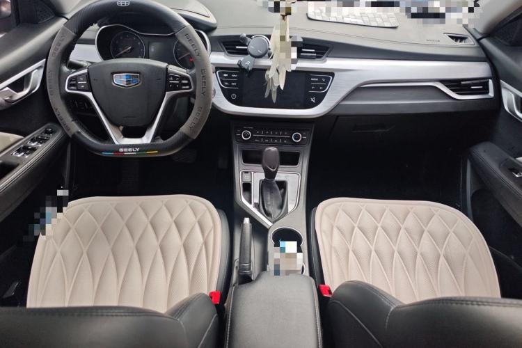 Used Geely Auto Vision 2019 Upgraded Model 1.5L CVT Luxury Version China VI Standard Center Console