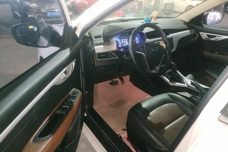 Used Geely Auto Vision 2019 Upgraded Model 1.5L CVT Luxury Version China VI Standard Driver Seat