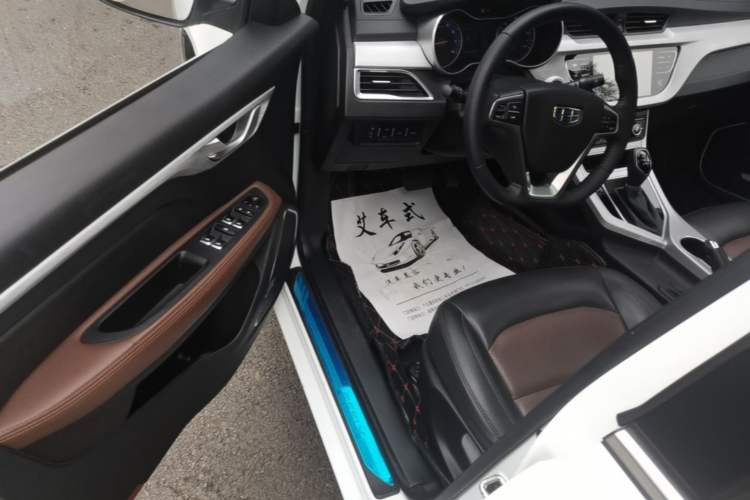 Used Geely Auto Vision 2019 Upgraded Model 1.5L CVT Prestige Version China VI Standard Driver Seat