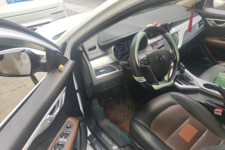 Used Geely Auto Vision 2019 Upgraded Model 1.5L CVT Luxury Version China VI Standard Driver Seat
